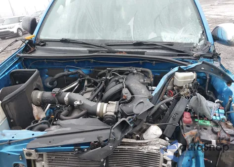 2010 Toyota Tacoma Base V6 из США, поврежденный, VIN 3TMLU4EN0AM045113